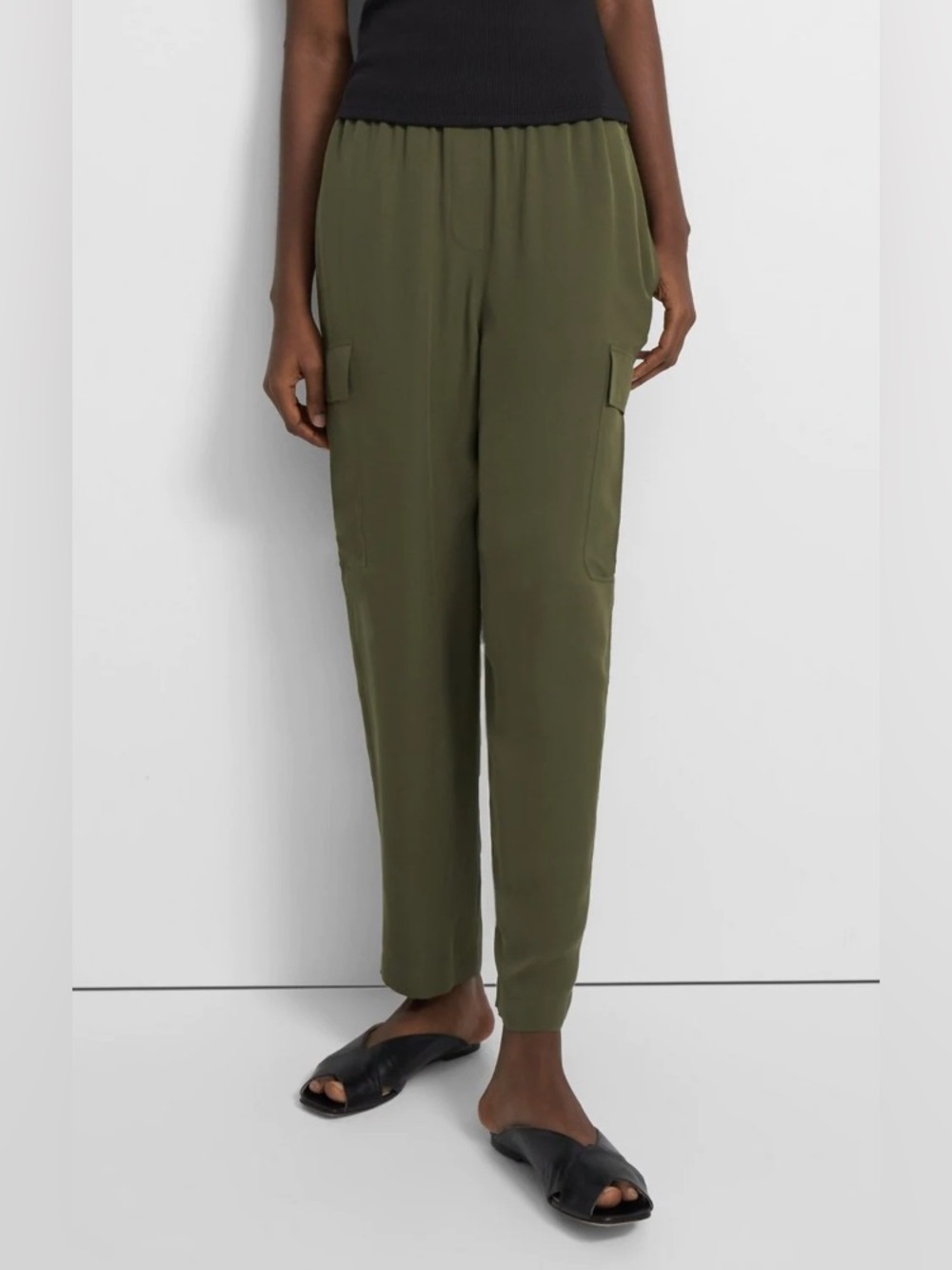 THEORY Silk Olive Green Utility Cargo Pants Size Large